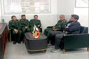 تقدیر فرمانده سپاه پاسداران شهرستان بیضا از رئیس شبکه بهداشت و درمان به مناسبت روز پزشک