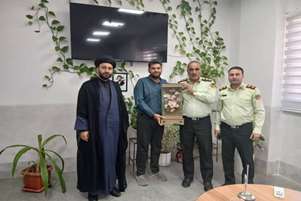 تبریک روز پزشک توسط فرماندهی انتظامی شهرستان بیضا به رئیس شبکه بهداشت و درمان