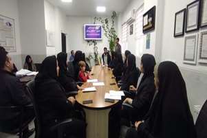 برگزاری نشست آموزشی خود مراقبتی امنیتی_حفاظتی با محوریت حفاظت گفتار و اطلاعات در شبکه بهداشت و درمان شهرستان بیضا 