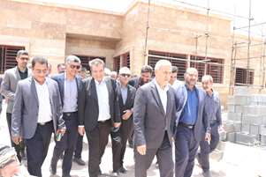 بازدید مسئولان ارشد از پروژه مرکز خدمات جامع سلامت دشمن‌زیاری؛ تأکید بر تسریع در تکمیل زیرساخت‌های بهداشتی و درمانی بیضا