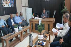 نشست تخصصی پیشگیری از تب کریمه کنگو و تب دانگی در فرمانداری بیضا برگزار شد