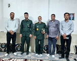 دیدار فرمانده ناحیه مقاومت سپاه پاسداران با جانباز شبکه بهداشت و درمان شهرستان بیضا 