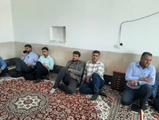حضور رئیس شبکه بهداشت و درمان بیضا با همراهی مسئولان شهرستان در بین مردم روستا/ شنیدن دغدغه‌های روستای سسنیان از نزدیک